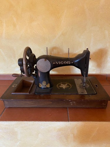 Antica macchina cucire - antica,