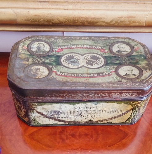 Antica grande scatola latta - grande,
